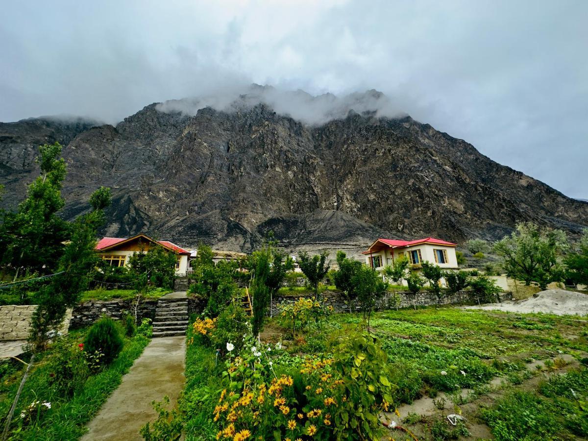 Orgventure Resorts Skardu Extérieur photo
